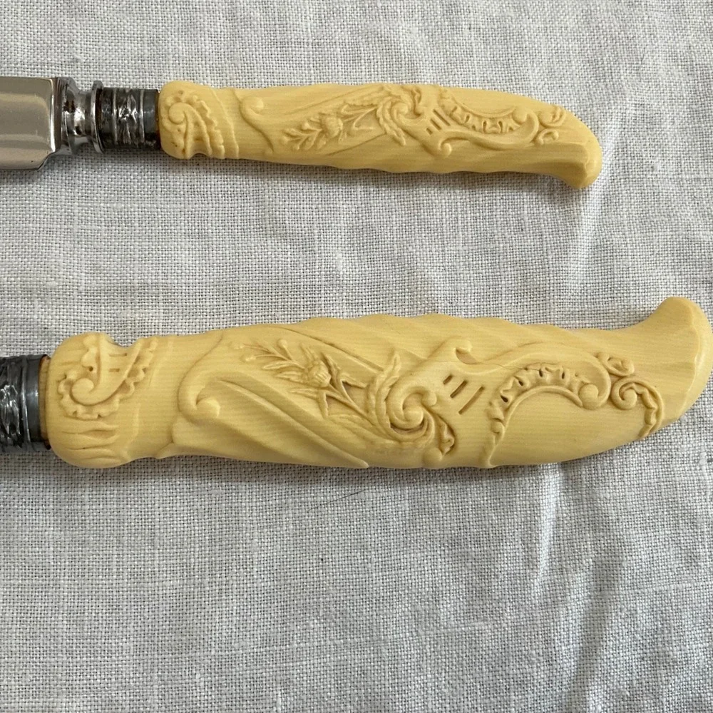 Universal‎ Vintage Carving Set Faux Bone Celluloid Floral Scroll Stainless Steel